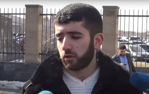 Ինչի՞ չկան մեր անունները, ո՞ւր են մեր զինգրքույկները. պատերազմին մասնակիցների ակցիան ՊՆ-ի դիմաց