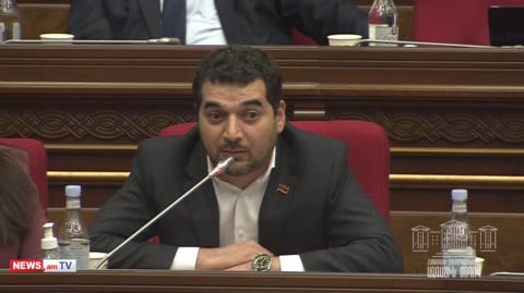 Քաղաքացի Վարդազարյան, ձեր ընկեր Վանեցյանին հորդորե՞լ եք չգնալ Բաղրամյան. Հրաչյա Հակոբյան