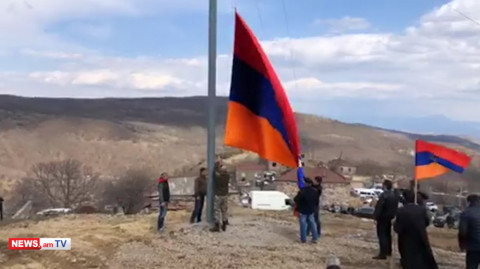 Շուռնուխում բարձրացվեց 30 մետր բարձրությամբ հայկական եռագույնը