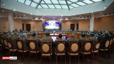 Խորհրդակցություն ՊՆ-ում պաշտպանության նախարարի գլխավորությամբ