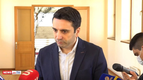 Պարզ անօրինականություն է. Ալեն Սիմոնյանը՝ Օնիկ Գասպարյանի վերաբերյալ դատարանի որոշման մասին