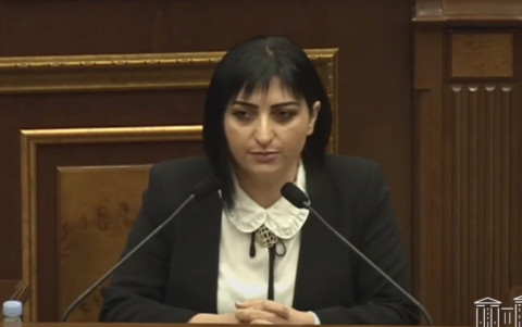 Արցախից չեք խոսում, տպավորություն է՝ հանձնեցինք, պրծանք. Թագուհի Թովմասյանը՝ պատգամավորներին