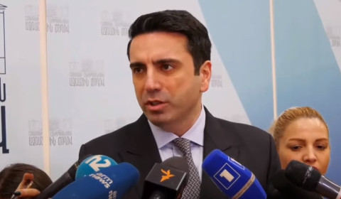 Հակոբ Արշակյանը պաշտոնանկ կարվի՞. մեկնաբանում է Ալեն Սիմոնյանը