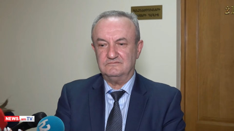 Ինձ պրոֆեսիոնալ հարցեր տվեք. ԿԳՄՍ նախարարը՝ Լեւոն Տեր–Պետրոսյանի հայտարարության մասին