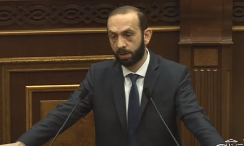Ես առաջարկում եմ օգտագործել «համերաշխություն» բառը և հանել ռազմական դրությունը. ԱԺ նախագահ