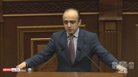 Հերիք է ժողովրդի անունից պետականություն քանդեք. Տարոն Սիմոնյան