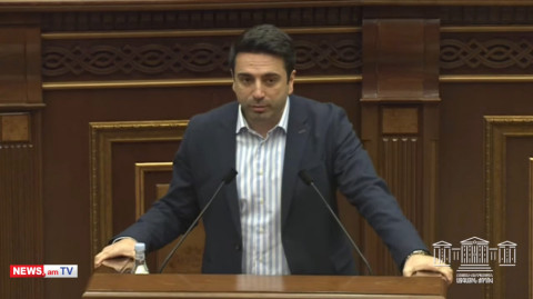 Իմ գործընկերոջ արձագանքը շատ սխալ էր. Ալեն Սիմոնյանը՝ Հակոբ Արշակյանի արարքի մասին