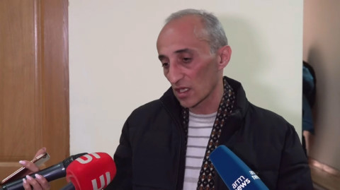 Երեխեքին ինադու ասել են՝ չխոսեք, որ ծնողները չգնան ու չտեսնեն՝ ինչ սպանոցի ա․ զոհված զինվորի հայր