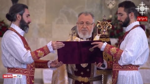 Չհուսալքվենք ու թևաթափ չլինենք մեզ պաշարած փորձությունների հանդիման. Կաթողիկոսի պատգամը