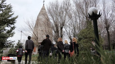 Սուրբ Զատկին հաջորդող մեռելոցը Եռաբլուրում