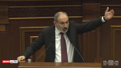 «Ա՜ լավ հասկացանք, արա, ձե՞ռ եք առնում». Փաշինյանը հունից դուրս եկավ