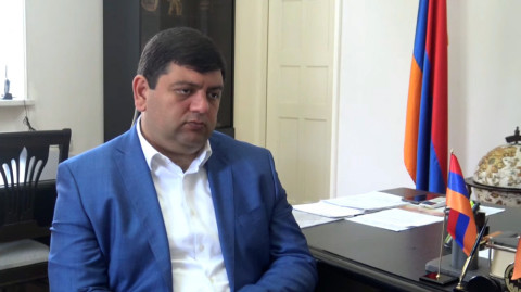 Երեկ մոտ մեկ ժամ սահմանին անկանոն կրակոցներ են հնչել. Կապանի քաղաքապետ