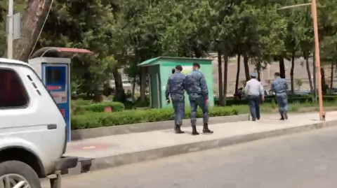 Կապանի փողոցները լցված են ոստիկաններով