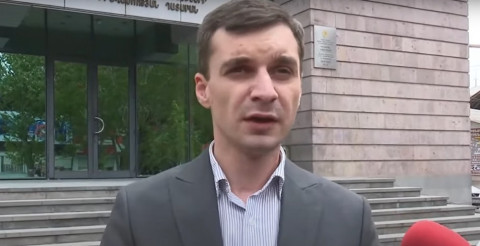 Քննիչը գրել է՝ Հայկ Հեքիմյանը կարող է մասնակցել ցույցների եւ կրկին կկատարի հանցանք. պաշտպան