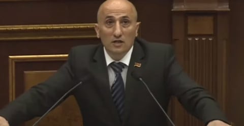 Նախագահը որևէ նախագիծ ստորագրելիս առաջնորդվում է դրա նկատմամբ իր վերաբերմունքով. Վահագն Հովակիմյան