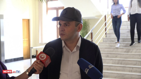 Ով էլ առաջադրվի, պայքարը Ռոբերտ Քոչարյանի և Նիկոլ Փաշինյանի միջև է լինելու. Վարդան Աթաբեկյան
