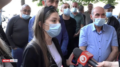Գյուղատնտեսության ոլորտի վրա խաչ են քաշում. էկոնոմիկայի նախարարության աշխատողների ակցիան