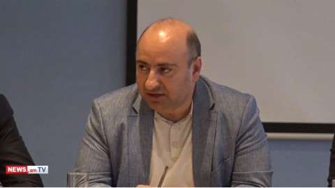 Զավեշտ է, որ վարչապետի հրաժարականից հետո «Իմ քայլը» նրան առաջադրում է նույն պաշտոնում. սահմանադրագետ