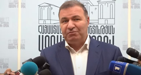 Թույլ չենք տալու՝ վարկերը «ուտեն» քաղաքացիներին. Մելքումյանը հակադարձում է ԿԲ նախագահին