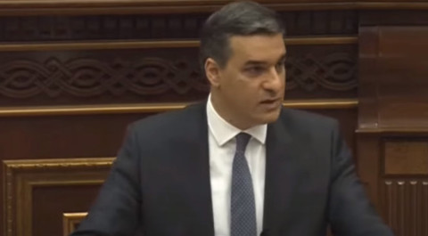 Ես կտանեմ ու կխփեմ դրոշակը. Արման Թաթոյանը՝ իմքայլականին