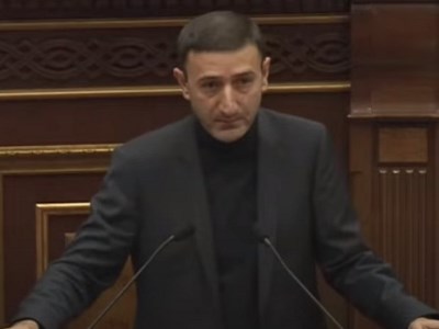 Մի անգրագետ Պողոս էլ ես եմ, չեմ կարող բժշկին խորհուրդ տալ՝ դանակը ոնց օգտագործի․ Բաբկեն Թունյան