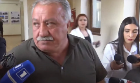 Թշնամին էնտեղ ի՞նչ կարգավիճակով ա, գիտե՞ս. Սասուն Միքայելյանը՝ լրագրողին