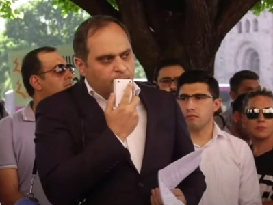 Քաղաքացիները հավաքվում են Հանրապետության հրապարակում