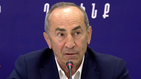 Ցանկություն չունեմ մեկնաբանելու առաջին նախագահի հայտարարությունները. Ռոբերտ Քոչարյան