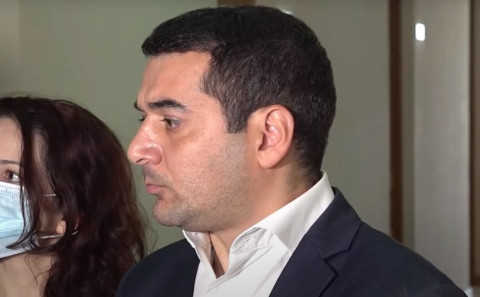 Դժվար է տարանջատել՝ Խաչատուր Սուքիասյանը գործարար է, թե քաղաքական գործիչ. Հրաչյա Հակոբյան