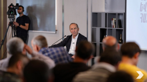 Գյուղացին մենակ է մնացել. Քոչարյանի հանդիպումը՝ գյուղատնտեսության ոլորտի ներկայացուցիչների հետ
