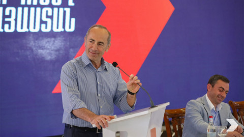 Ռոբերտ Քոչարյանի հանդիպումը՝ Արարատի մարզի բնակիչների հետ