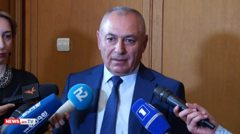 Ի պաշտոնե՝ քաղաքական գործիչ եմ, բայց քաղաքականությամբ չեմ զբաղվում. ԱԻ նախարարի պաշտոնակատար