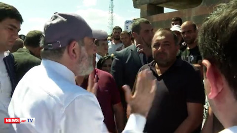 Փաշինյանն Ակնալիճում քարոզարշավ չկարողացավ անցկացնել. գյուղացիները բողոքում էին ջրի հարցով