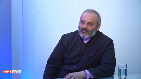 TALK TIME.Տղաների մարմիներով ամփոփված տոպրակներն անարգանքի բարձրագույն աստիճան են. Բագրատ Սրբազան