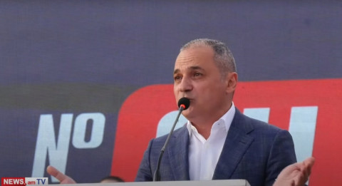 Մեզ հետ պետք է հաշվի նստեն գերտերությունները. Վահե Հակոբյան