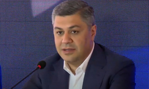 «Առաջին հերթին դուրս ենք շպրտում այս կապիտուլյանտ իշխանություններին իրենց սենյակներից». Վանեցյան