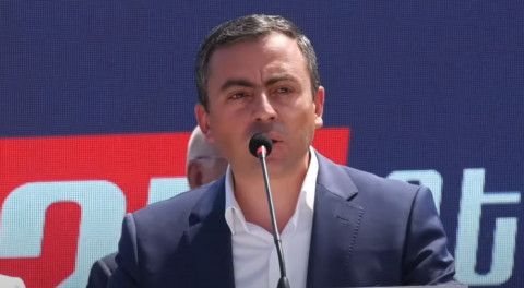 «Ինքը ղժղժան ու քանդող է, հունիսի 20-ը այդ տեսակը քշելու օրն է». Սաղաթելյանը՝ Փաշինյանի մասին