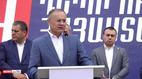 Շուշիի ազատագրմանը, Քոչարյանը ավտոմատը վերցրեց ու գնաց պայքարեց. Սեյրան Օհանյան