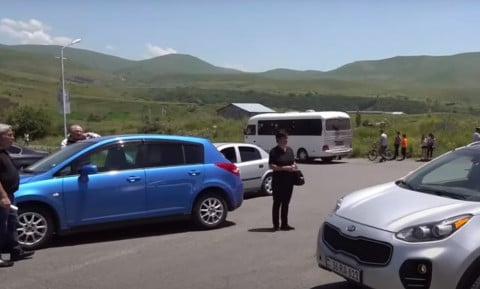 Փաշինյանի հավաքին մասնակցողները նրա հետ երթից հետո անմիջապես հեռացան