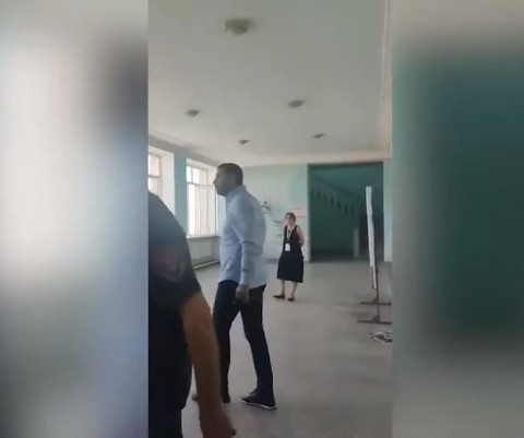 «Իմ քայլի» պատգամավոր Ռուստամ Բաքոյանը կռիվ է հրահրել ընտրատեղամասում. Mediaport