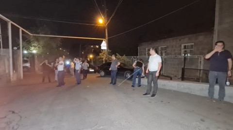 Այգեստան թաղամասում կրակոցներ արձակած տղամարդը բերման է ենթարկվել