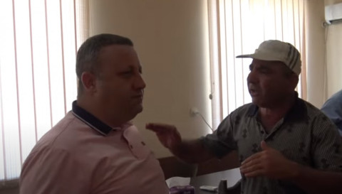 Երեխուս հացը կտրել ես, բերքս՝ չորացրել, փո՞ղ ես ուզում. վեճ հողագործների և ՋՕ պետի միջև