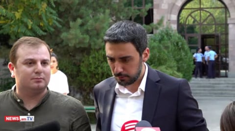 Տպավորություն է՝ դատախազությունը ցայտնոտի մեջ է. Չարչյանի պաշտպանները մանրամասներ են հայտնում նիստից