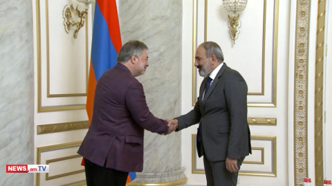 Նիկոլ Փաշինյանն ընդունել է գործարար Ջևան Չելոյանցին