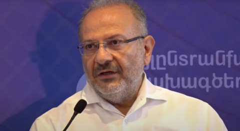 Հայաստանում բոլոր ուղղություններով ճգնաժամ է, որը հղի է պետականության կորստով. Բագրատ Եսայան