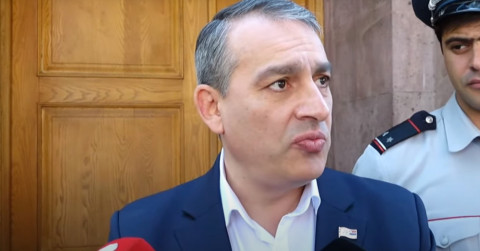 Կերեւա՝ ով ումից ա վախենում. Արմեն Խաչատրյանը՝ ընդդիմության մասին