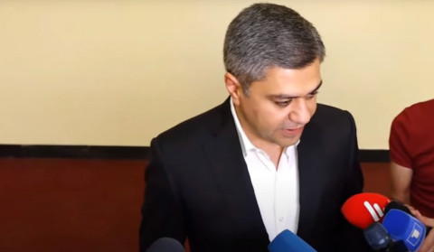 «Պատիվ ունեմ»–ը 3–րդ անգամ էլ, 15–րդ անգամ էլ կողմ է քվեարկելու Սաղաթելյանի թեկնածությանը. Վանեցյան