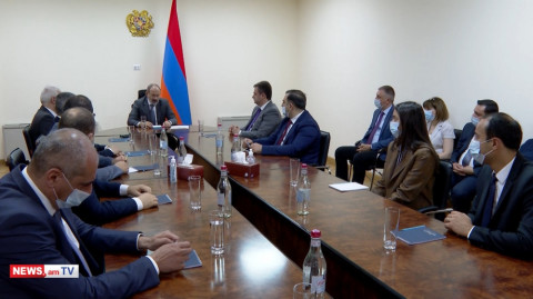 Փաշինյանը ներկայացրել է ԲՏԱ նորանշանակ նախարար Վահագն Խաչատուրյանին