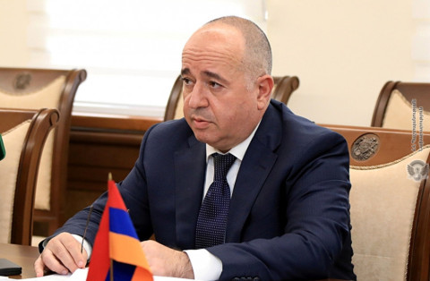 Մենք իրավունք ենք վերապահում խնդիրը լուծել ուժի կիրառմամբ․ Արշակ Կարապետյանը՝ Ստանիսլավ Զասին