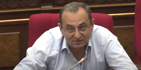 Ոչ միայն նրբանկատ չեք, այլեւ սանձարձակ հայտարարություններ եք անում. Արծվիկ Մինասյանը՝ Եղոյանին